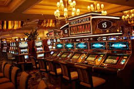 Bàn live casino trực tuyến tại 77king88 dành cho người dùng Việt Nam